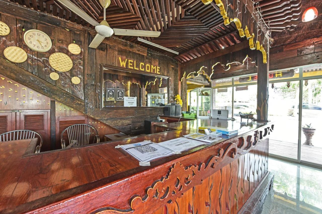 Super Oyo Capital O 90659 Raintown Timbers Hotel Taiping Exterior foto