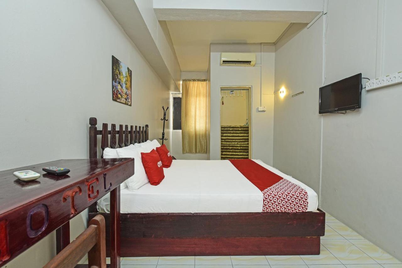 Super Oyo Capital O 90659 Raintown Timbers Hotel Taiping Exterior foto